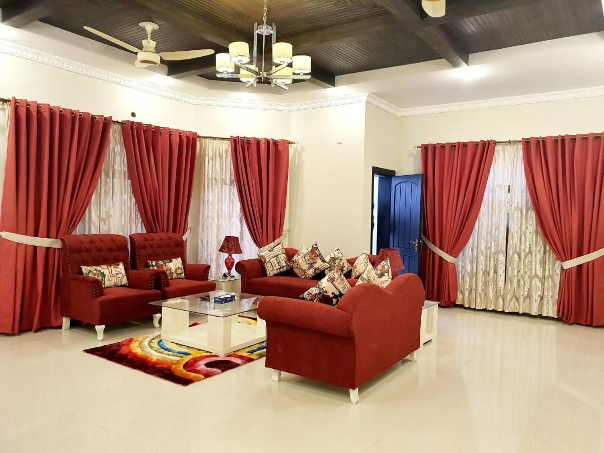 Royal Villa F-10/2 Islamabad Exterior photo