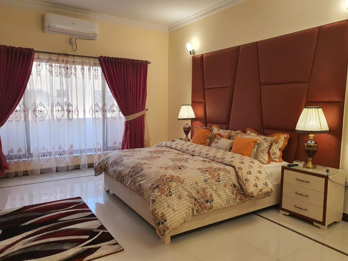 Royal Villa F-10/2 Islamabad Exterior photo