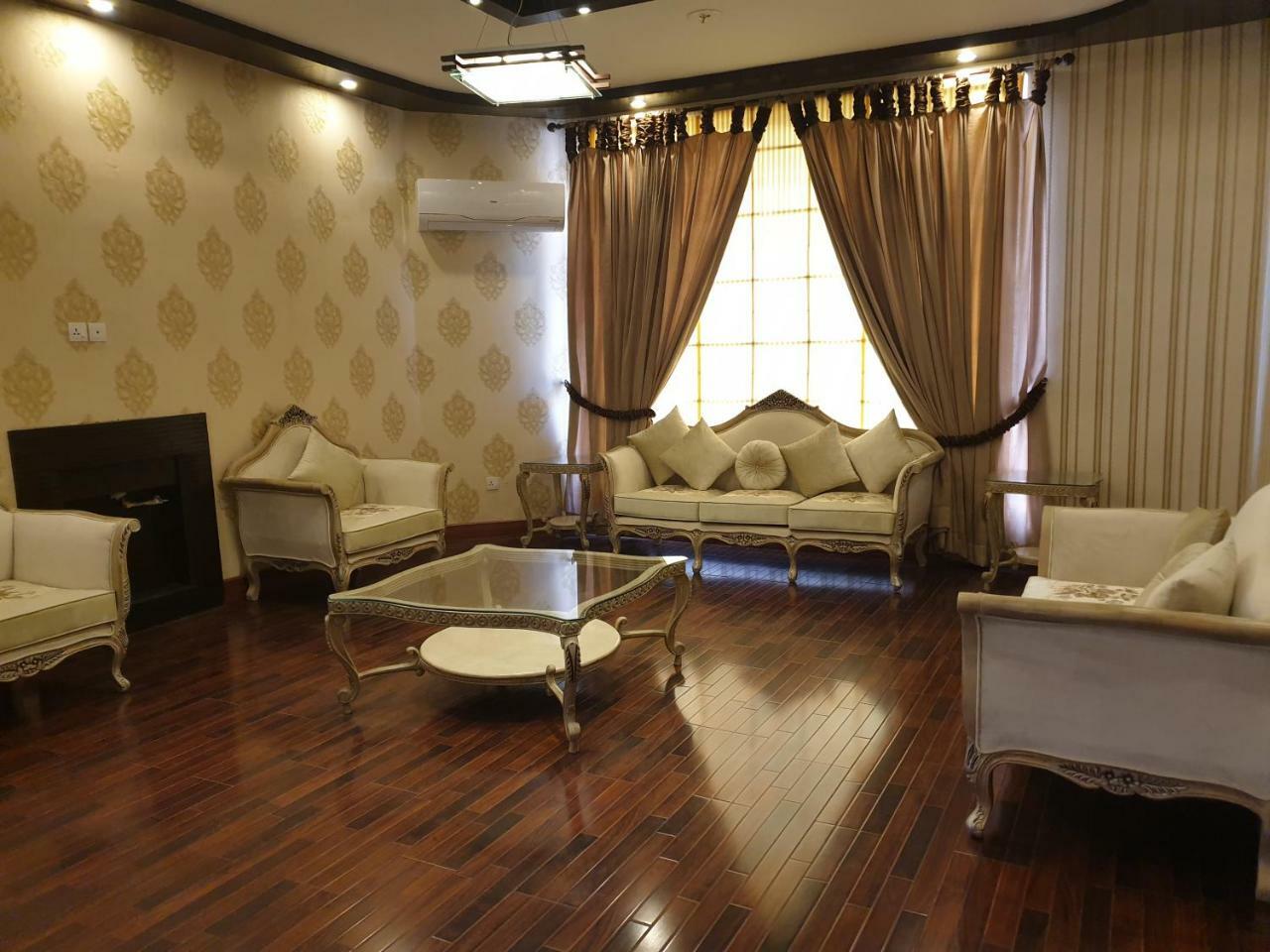 Royal Villa F-10/2 Islamabad Exterior photo
